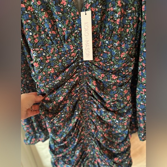 NWT Koko and Mason Floral Mini Dress - Picture 6 of 7
